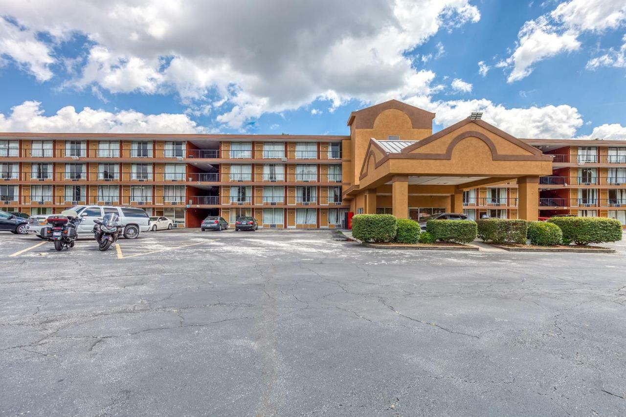 Budgetel Inn & Suites Forest Park Eksteriør billede
